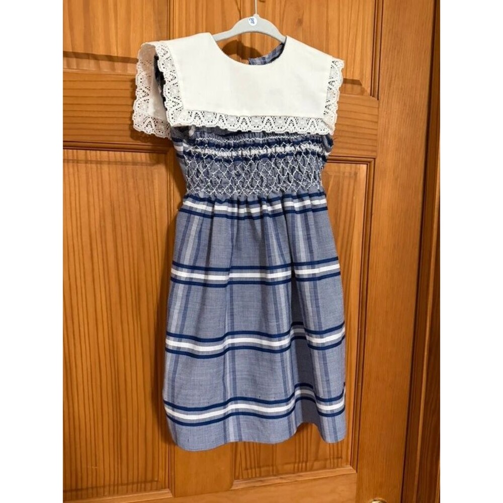 Polly Flinders Smocked Blue Dress 4/5